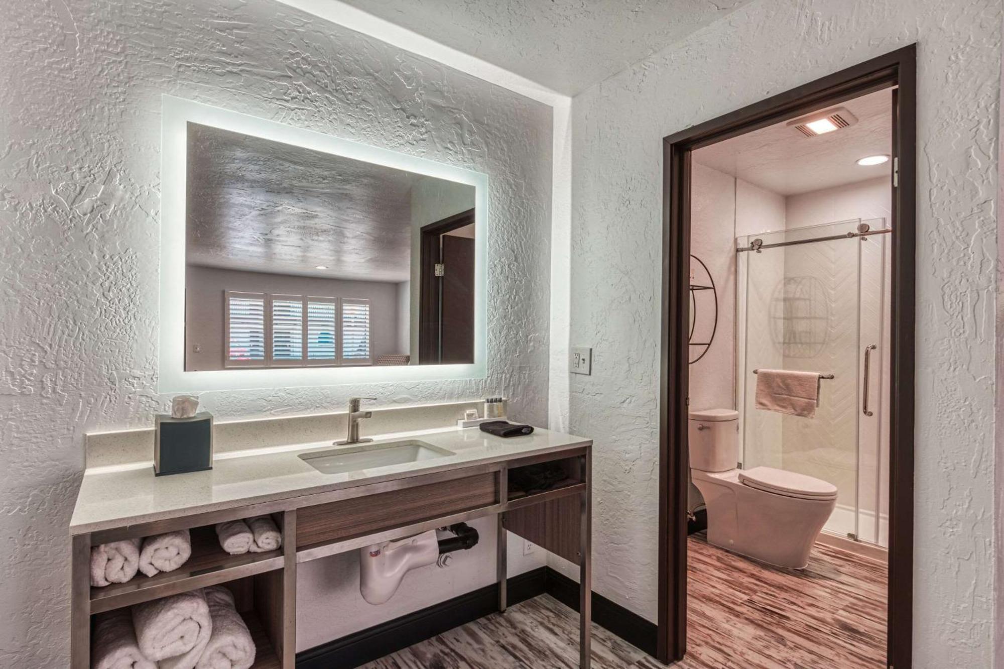 Casa Via Mar Inn, Ascend Hotel Collection Port Hueneme Buitenkant foto