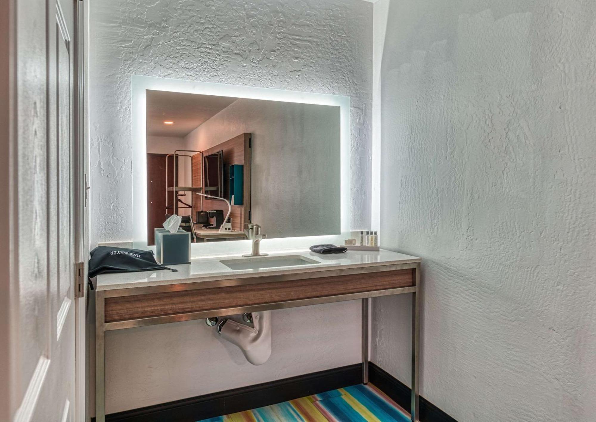 Casa Via Mar Inn, Ascend Hotel Collection Port Hueneme Buitenkant foto